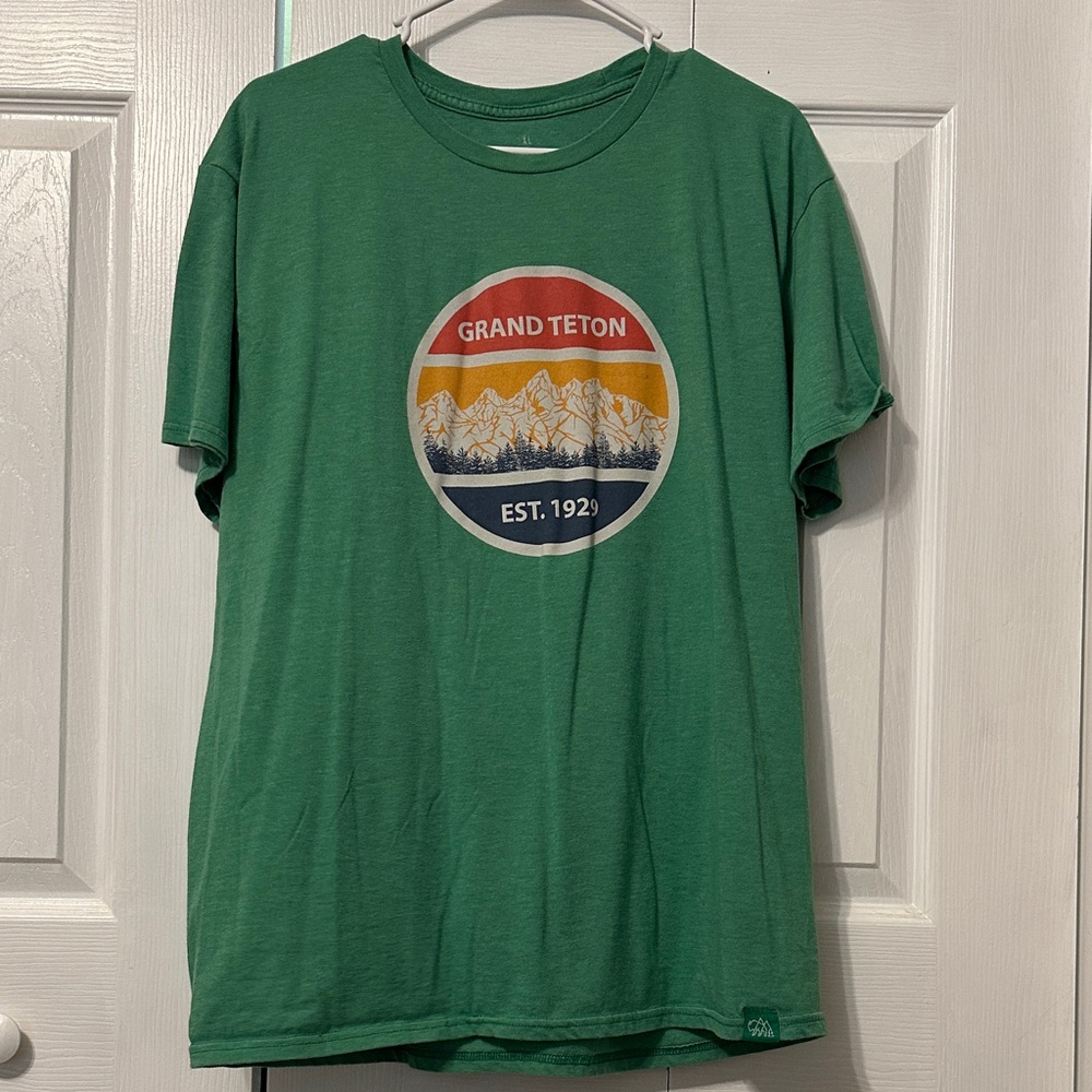 Wild Tribute Grand Teton National Park T-Shirt, XL